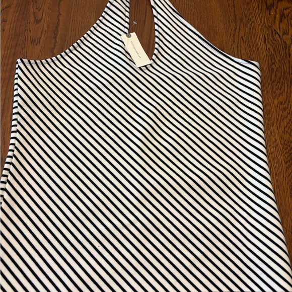 Maeve by Anthropologie Twist- Front Halter Top Size L NWT - Picture 4 of 6